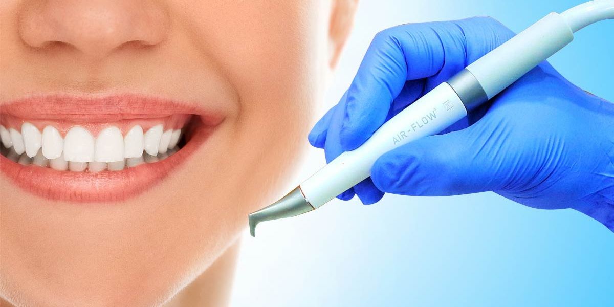 Ультразвуковое снятие зубных отложений